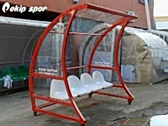 Tekerlekli Yedek Oyuncu Kulübesi